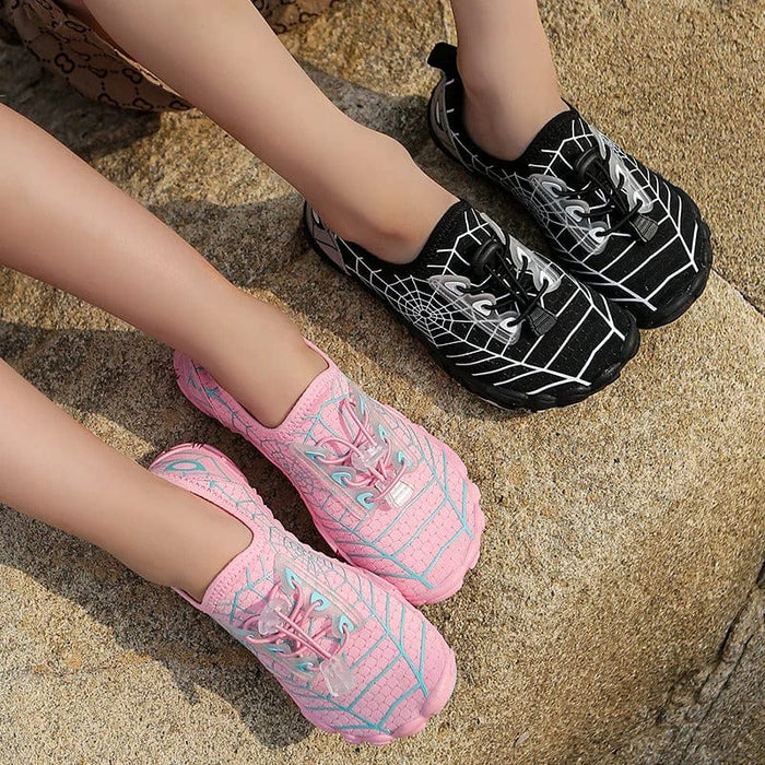 Kroppsbutiken Pohjattomat kengät lapsille Paljasjalkakengät lapsille spider